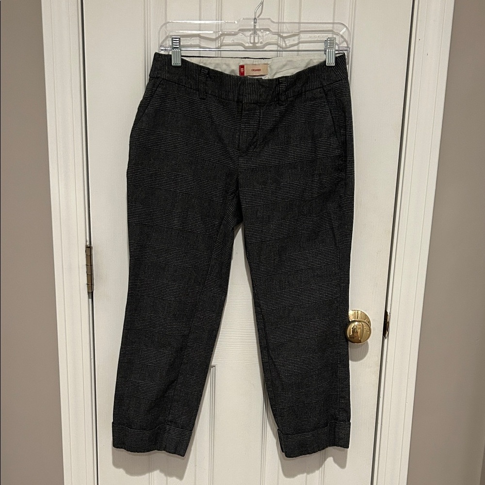 Gap cropped pants